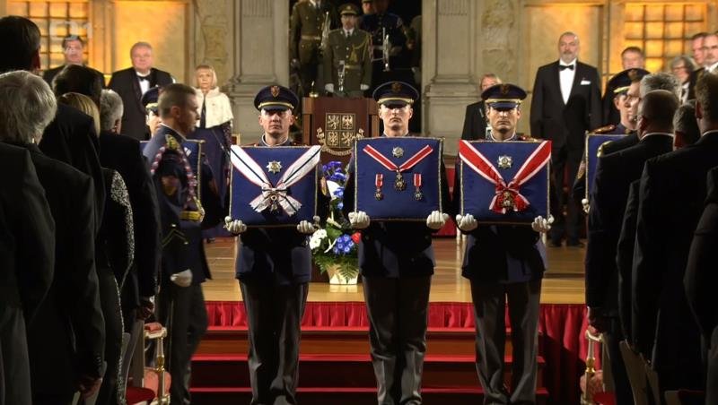 Předávání státních vyznamenání prezidentem republiky