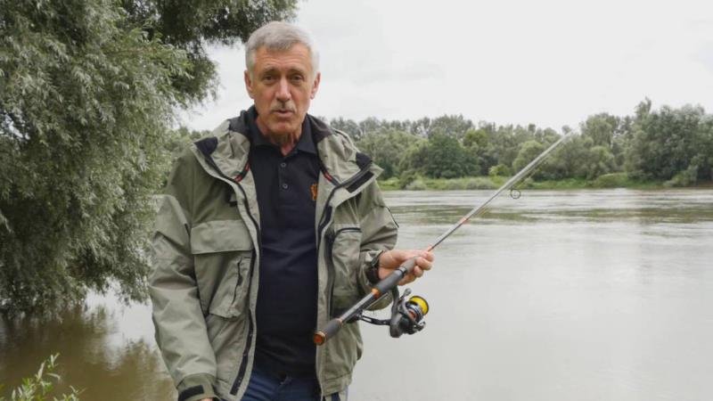 Károly Bokor - Lov okounka pstruhového s Károlyem Bokorem